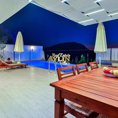 Rainball With Private Pool And Jacuzzi *