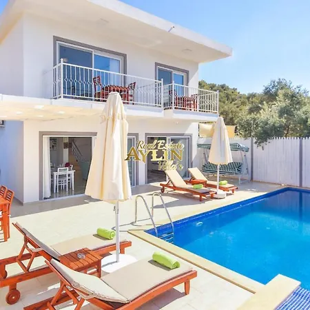 Villa Rainball With Private Pool And Jacuzzi Caykoy