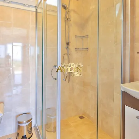 Villa Rainball With Private Pool And Jacuzzi