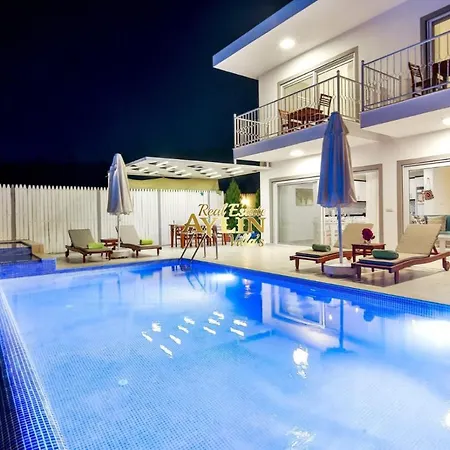 Rainball With Private Pool And Jacuzzi Villa *